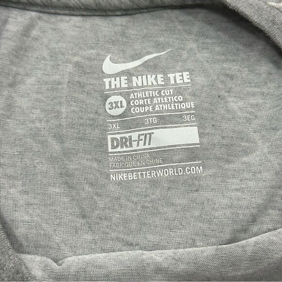 NIKE Men's Gray Printed Plays JUST DO IT Athletic Cut Dri-Fit Tee sz 3XL - Picture 6 of 6